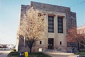 Photo of Cecil County Circuit Courthouse courtesy MD Manual Online.